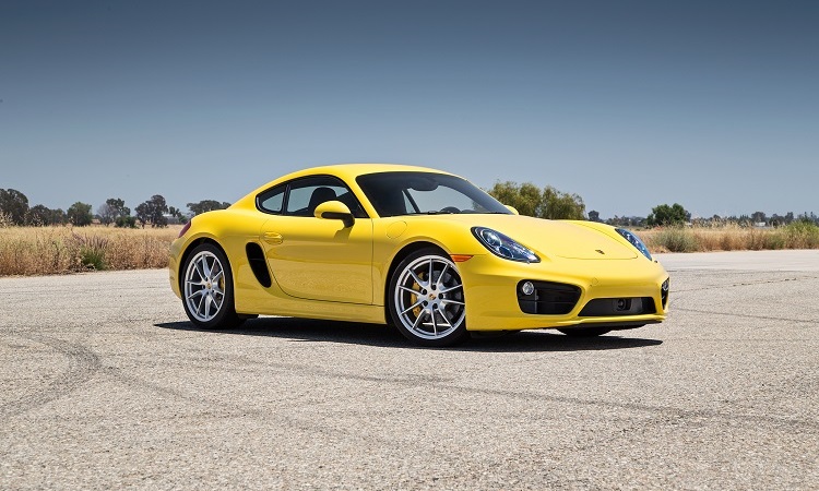 Book Porsche Cayman S in Abu Dhabi for under 1000 AED per day, making it one of the most affordable sports cars to rent in Abu Dhabi 