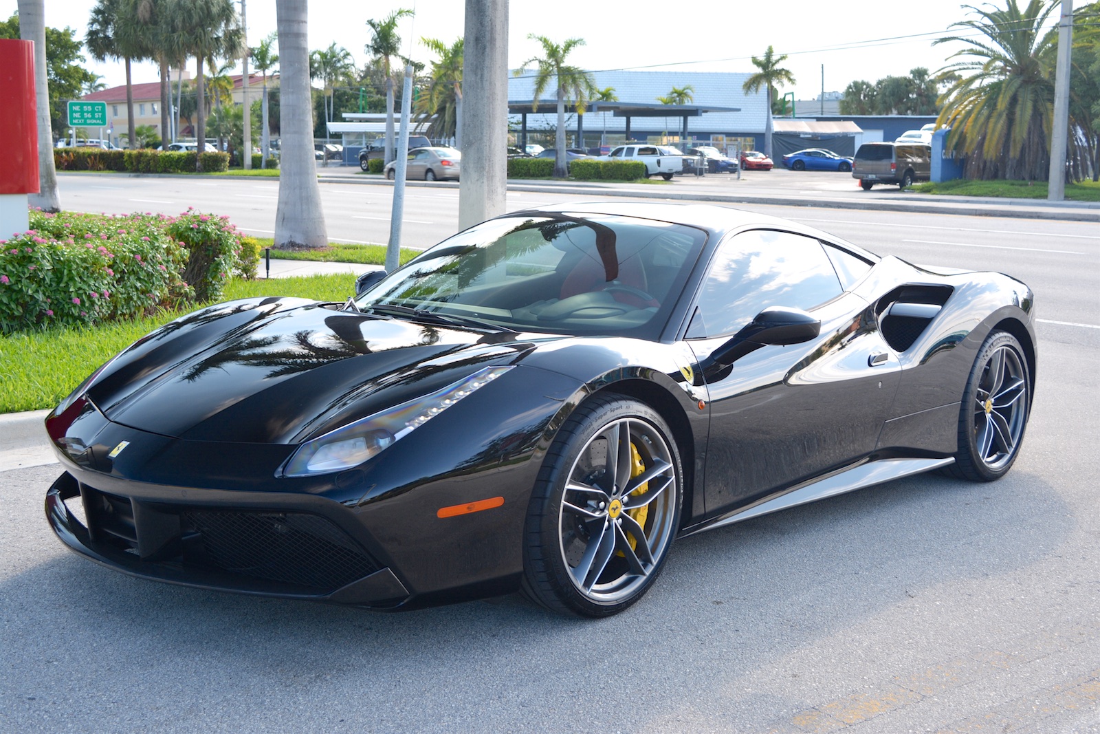 Ferrari 488 черная